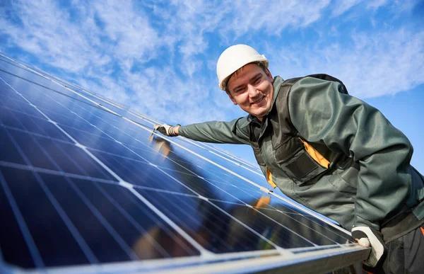 Commercial Solar Installation Solutions in Edmonton
