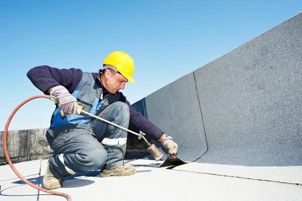 How to Choose a Reliable Roof Repairs Contractor